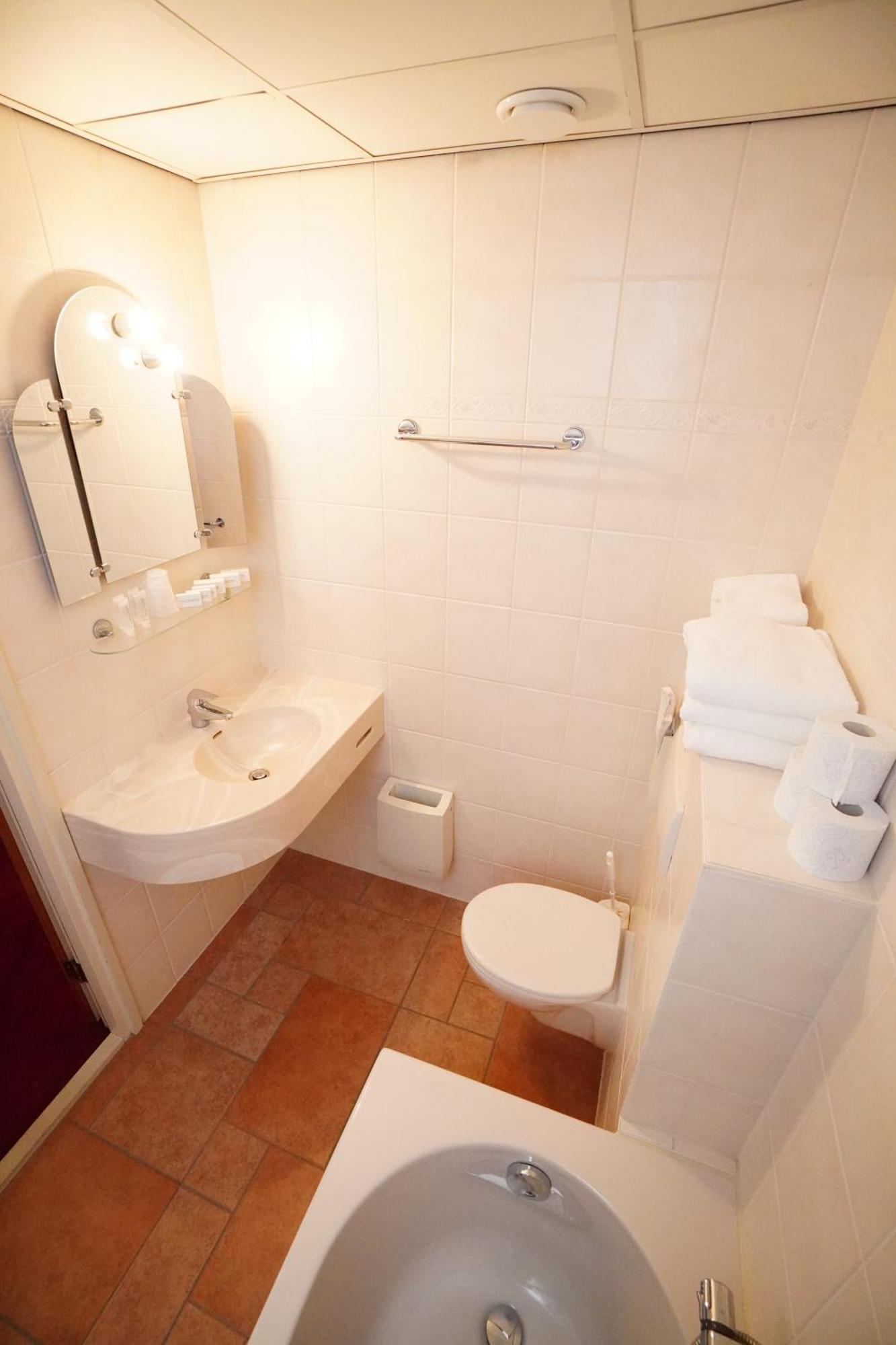 Hotel Den Burg 3*